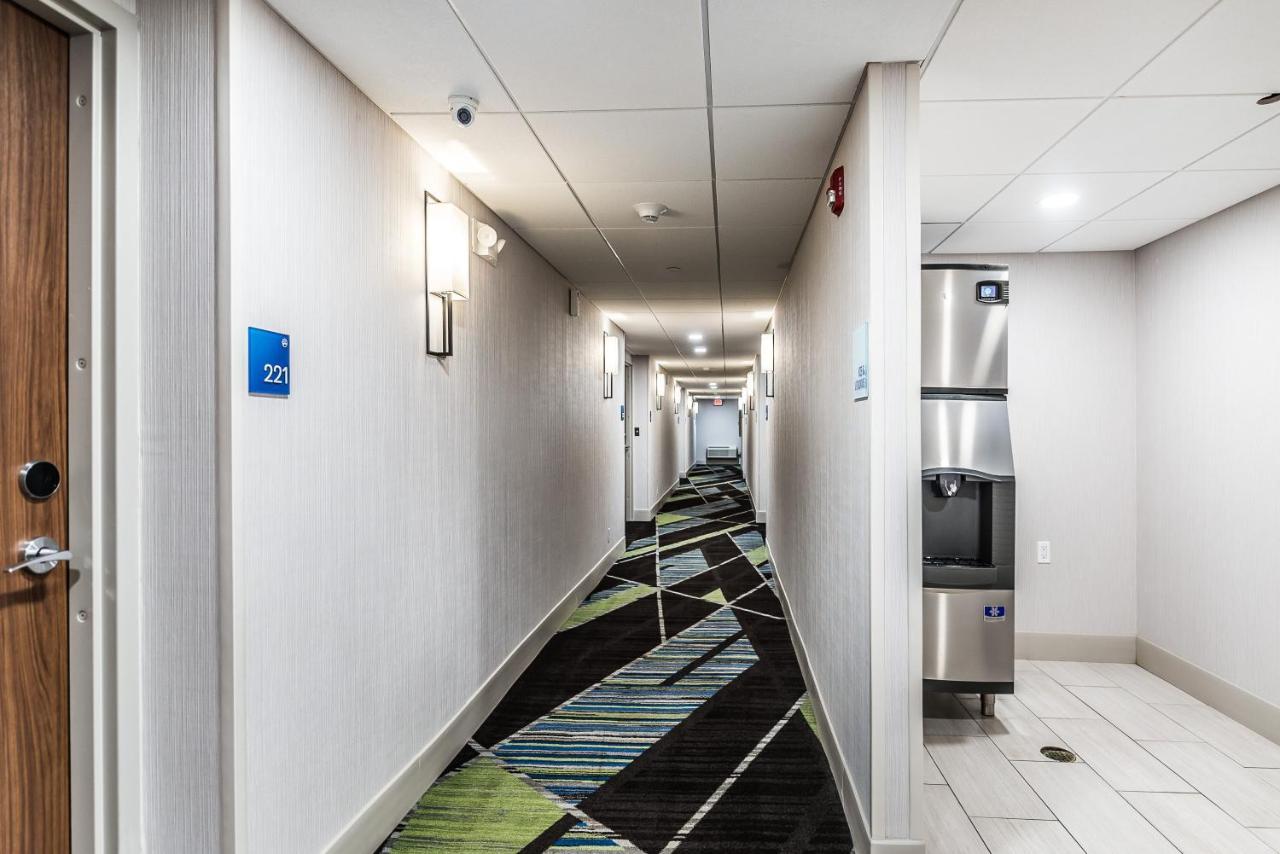 Holiday Inn Express Flint-Campus Area By Ihg Luaran gambar